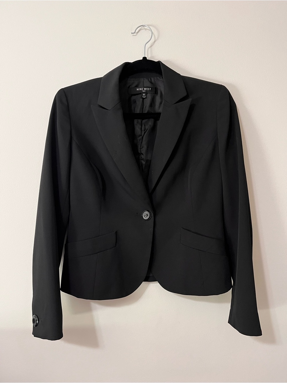 NINE WEST Black Suit Coat Blazer Business Casual Women’s Sz 4P Professional EUC